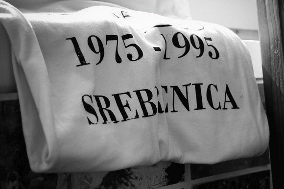 A handmade T-shirt with the dates of birth and death of one of the victims of Srebrenica. Image credit: Clara Casagrande.
