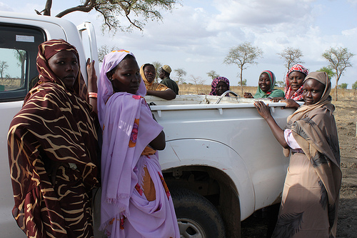 Women at a water project in South Kordofan. Thanks to SOS Sahel, uploaded under a Creative Commons Licence.