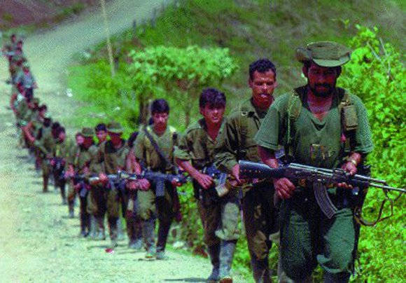 Revolutionary_Armed_Forces_of_Colombia_(FARC)_insurgents-580