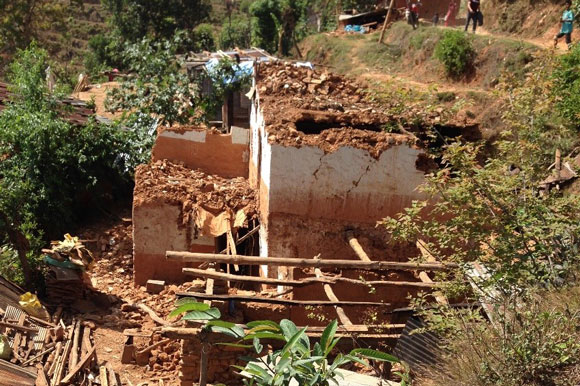 House in Sindhupalchok  damaged by the earthquake of April 2015, credit: Ambika Pokhrel